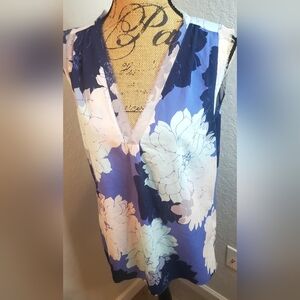 Floral V-Neck Sleeveless Top - Blue and White